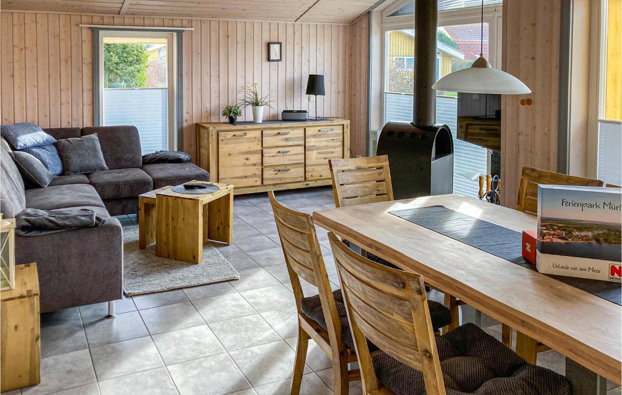 2 Bedroom Nice Home In Rechlin Luaran gambar
