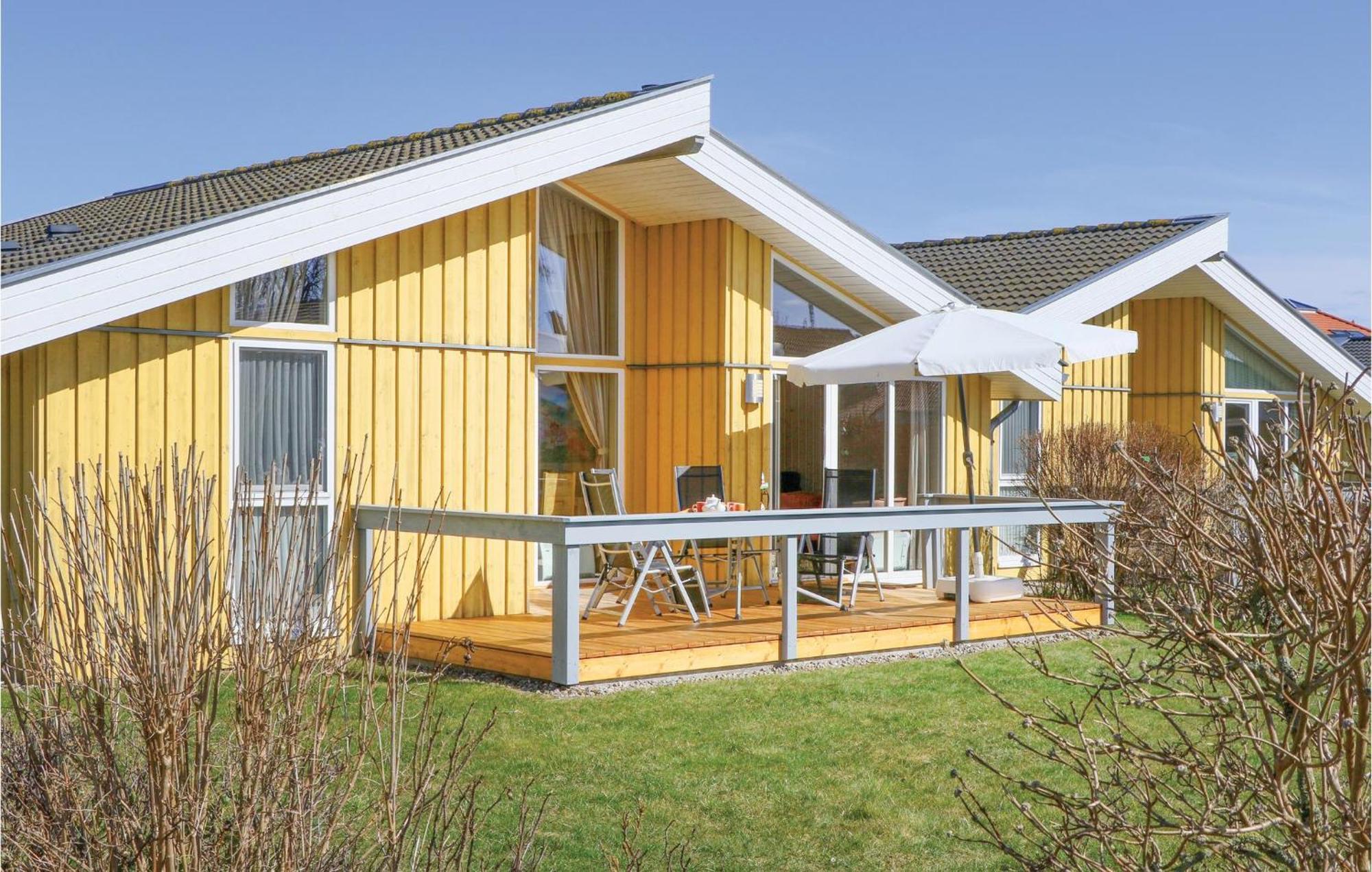 2 Bedroom Nice Home In Rechlin Luaran gambar